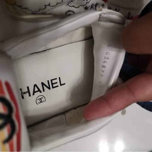 woman Chanel c Pharrell sneakers, White size 37. - Picture 2 of 6